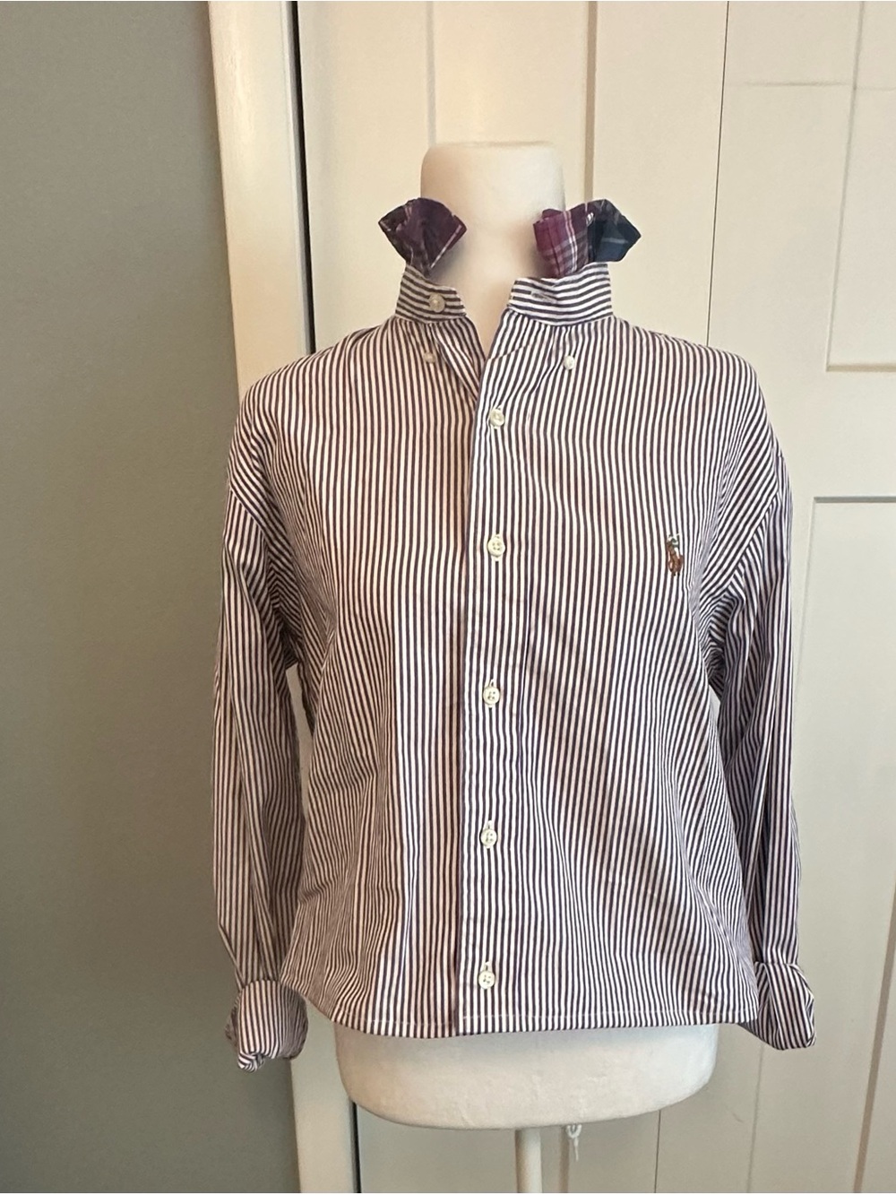Women - Upcycled (reworked) men’s shirt with ruffled collar Ralph lauren